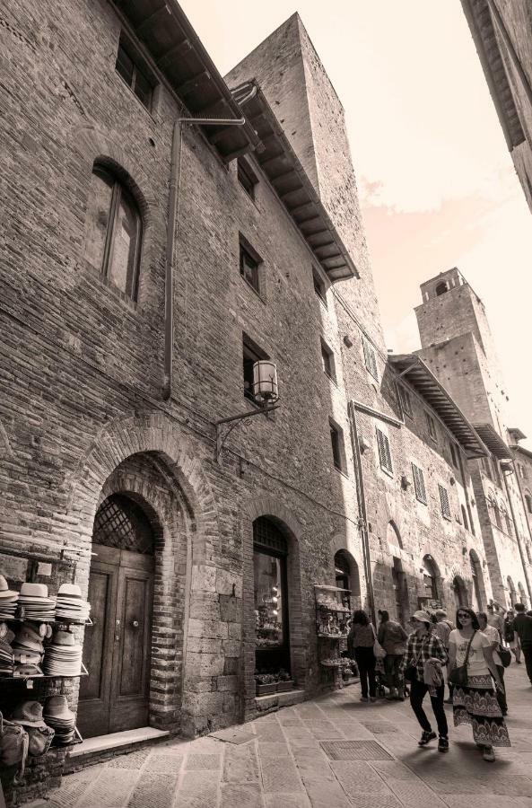 San Gimignano Apartment Bagian luar foto